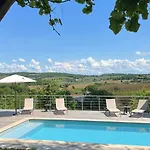 La Blanchie Haute Casa de Férias