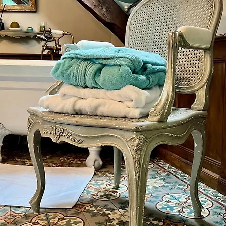 La Blanchie Haute * مارتيل